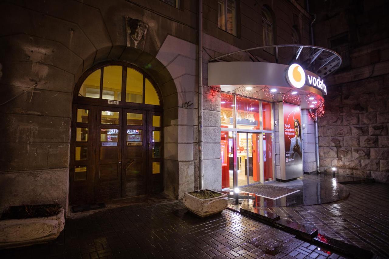 911 Apartments Khreshchatyk Kijev Kültér fotó