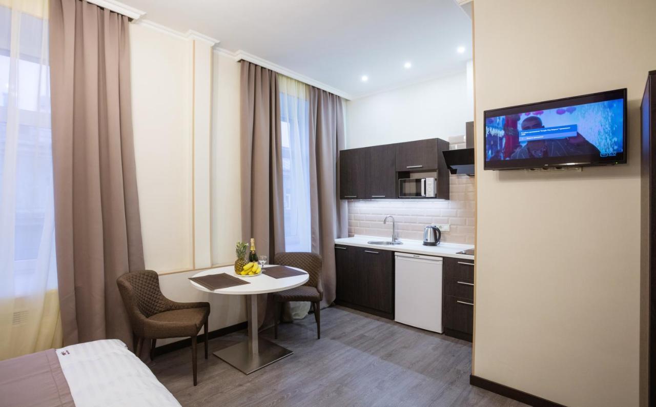 911 Apartments Khreshchatyk Kijev Kültér fotó