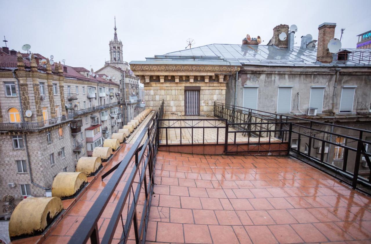 911 Apartments Khreshchatyk Kijev Kültér fotó